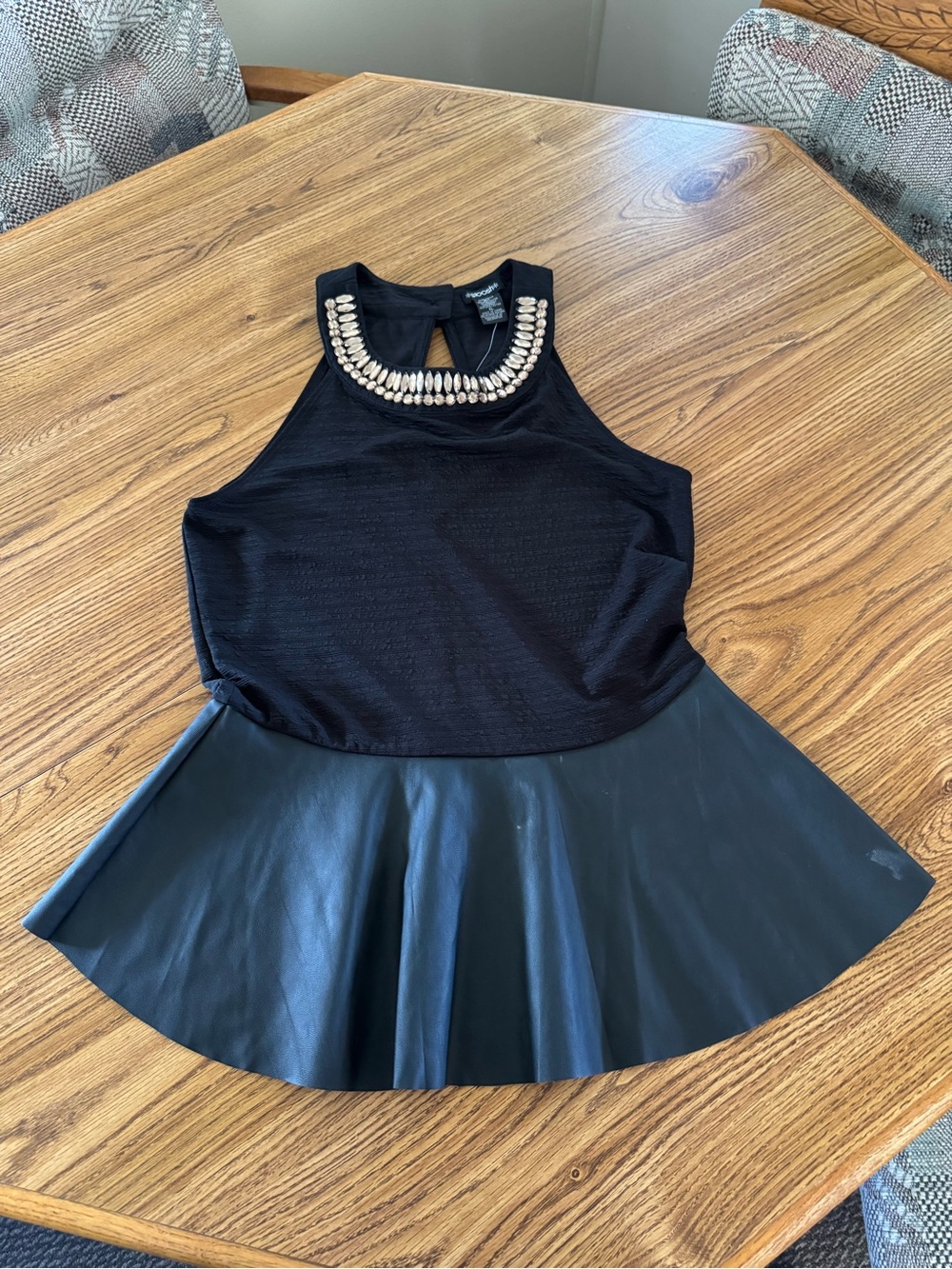 NWT black sleeveless blouse rhinestone embellished collar flared